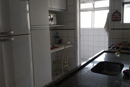 Apartamento à venda com 3 quartos, sendo 1 suíte, em Pinheiros, São Paulo, SP