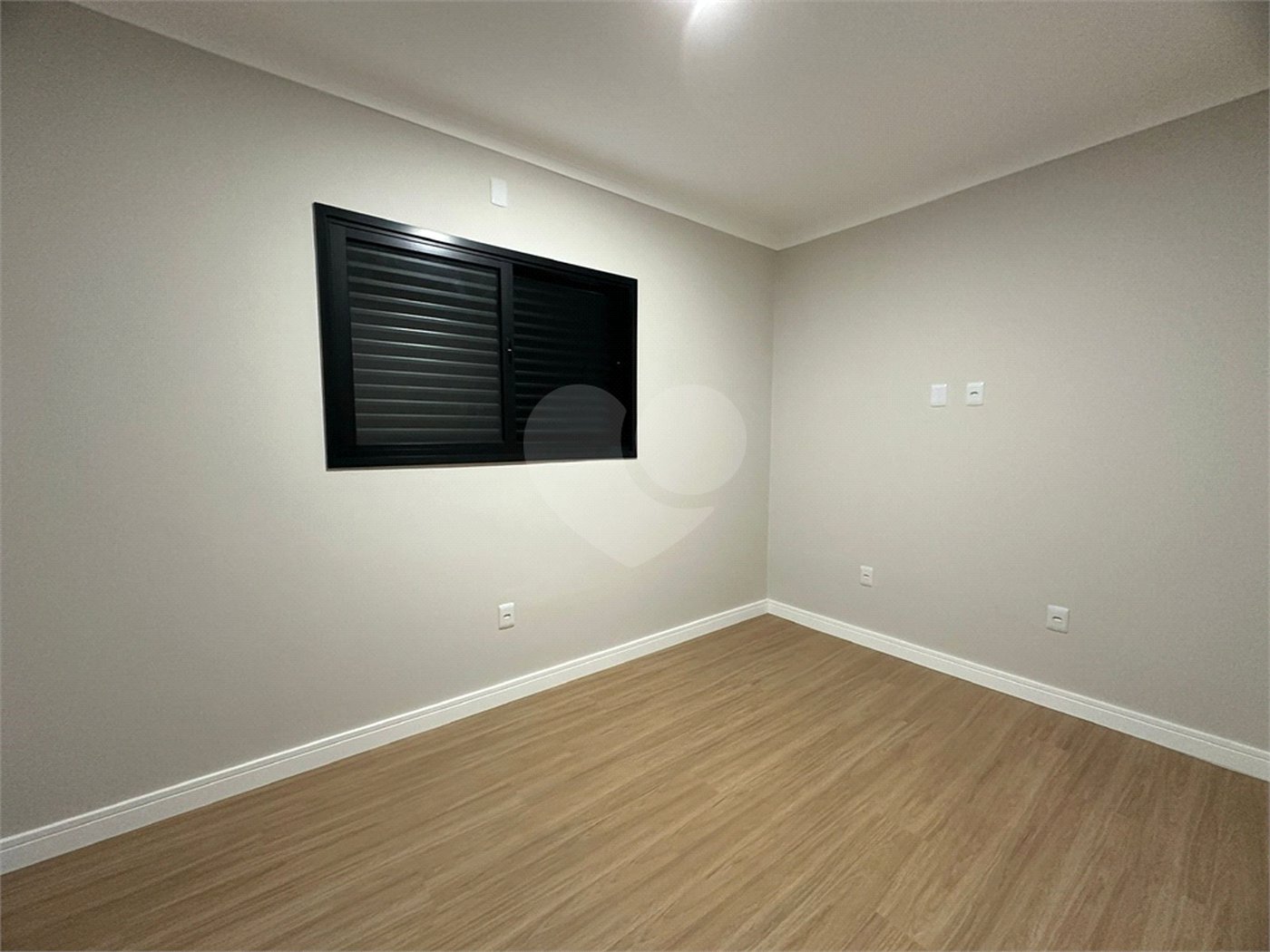 Casa à venda com 3 quartos, sendo 1 suíte, em Vila Carolina, Itapetininga, SP