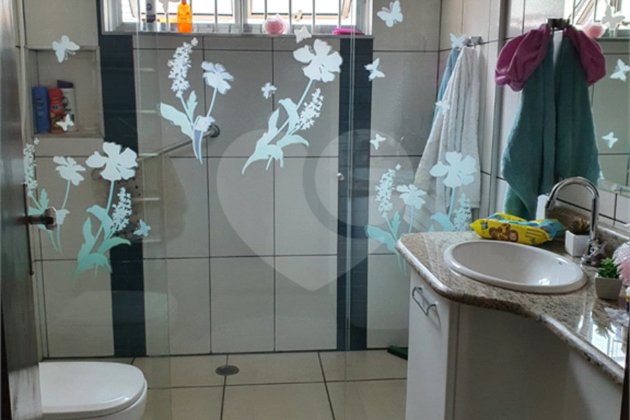 Sobrado à venda com 3 quartos, sendo 1 suíte, em Tremembé, São Paulo, SP
