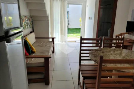 Apartamento à venda com 1 suíte em Taperapuan, Porto Seguro, BA