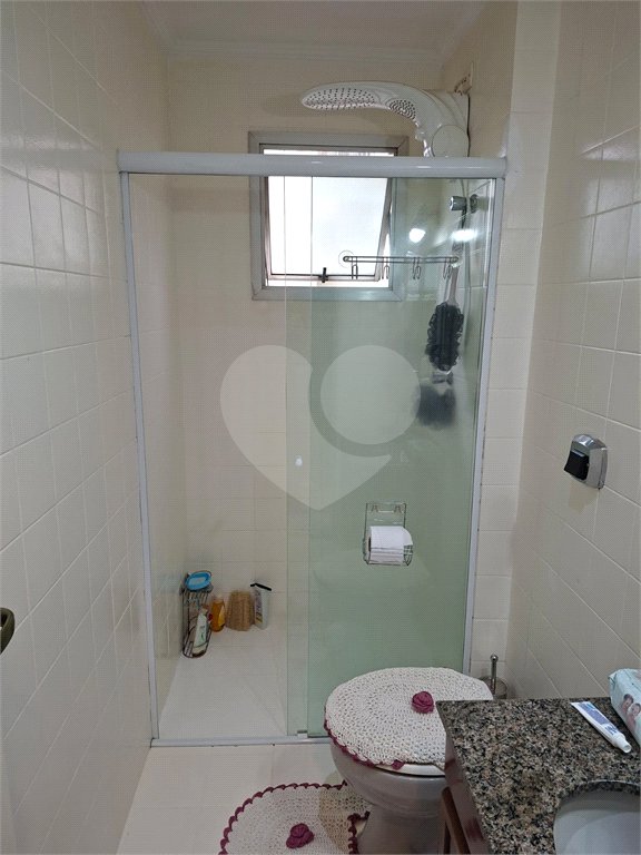 Apartamento à venda com 2 quartos em Parque Maria Domitila, São Paulo, SP
