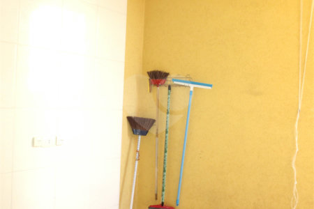 Casa à venda com 2 quartos, sendo 1 suíte,  no condomínio Tucury, São Paulo - SP