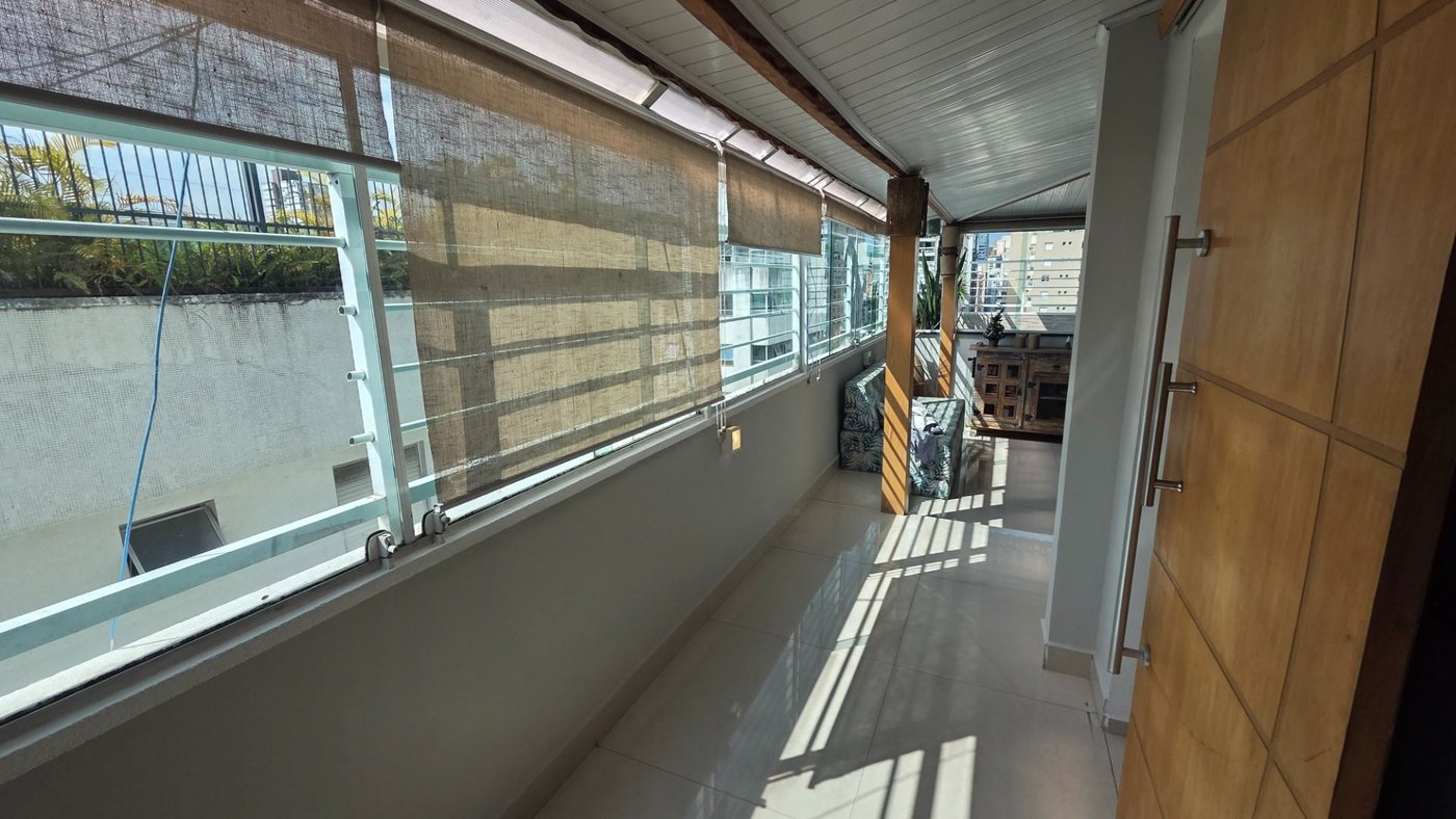 Cobertura com 3 dormitórios à venda, 262 m² por R$ 1.800.000,00 - Pompéia - Santos/SP