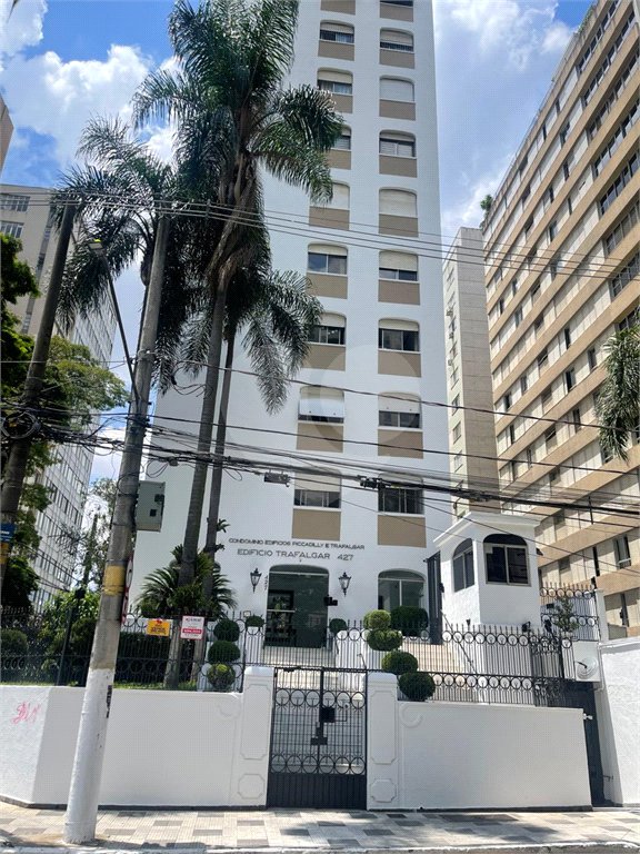Apartamento à venda com 3 quartos, sendo 2 suítes,  em Bela Vista, São Paulo, SP