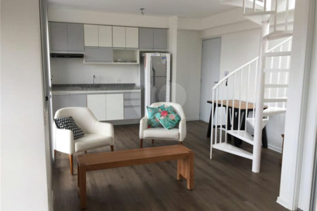 Duplex à venda com 1 suíte em Sumarezinho, São Paulo, SP