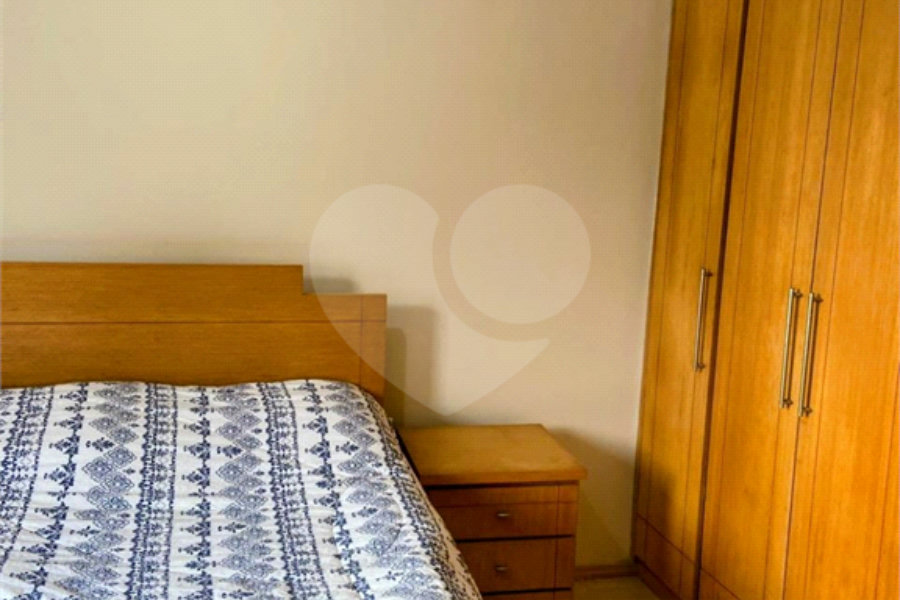 Apartamento à venda com 3 quartos, sendo 1 suíte, em Jardim Leonor Mendes de Barros, São Paulo, SP