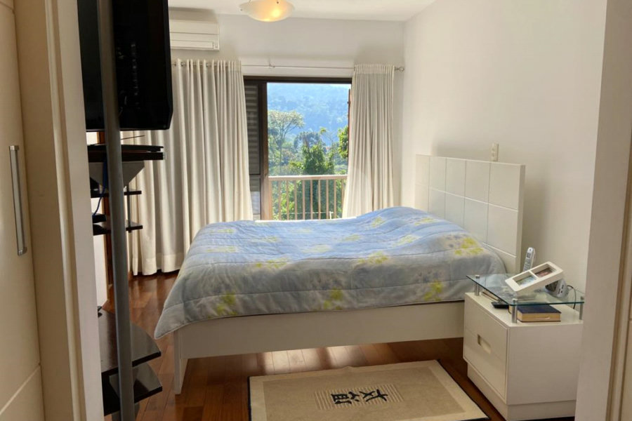 Sobrado à venda com 3 quartos, sendo 1 suíte, em Horto Florestal, São Paulo, SP