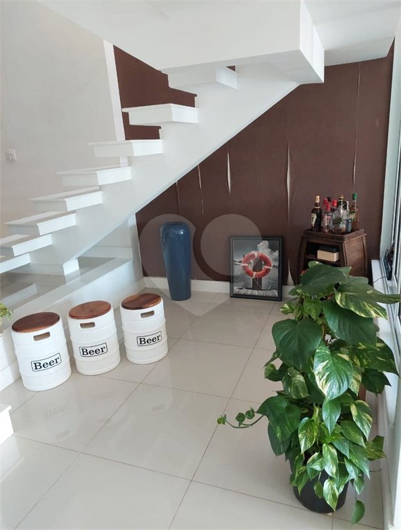 Sobrado à venda com 3 suítes em Vila Esperia ou Giglio, Atibaia, SP