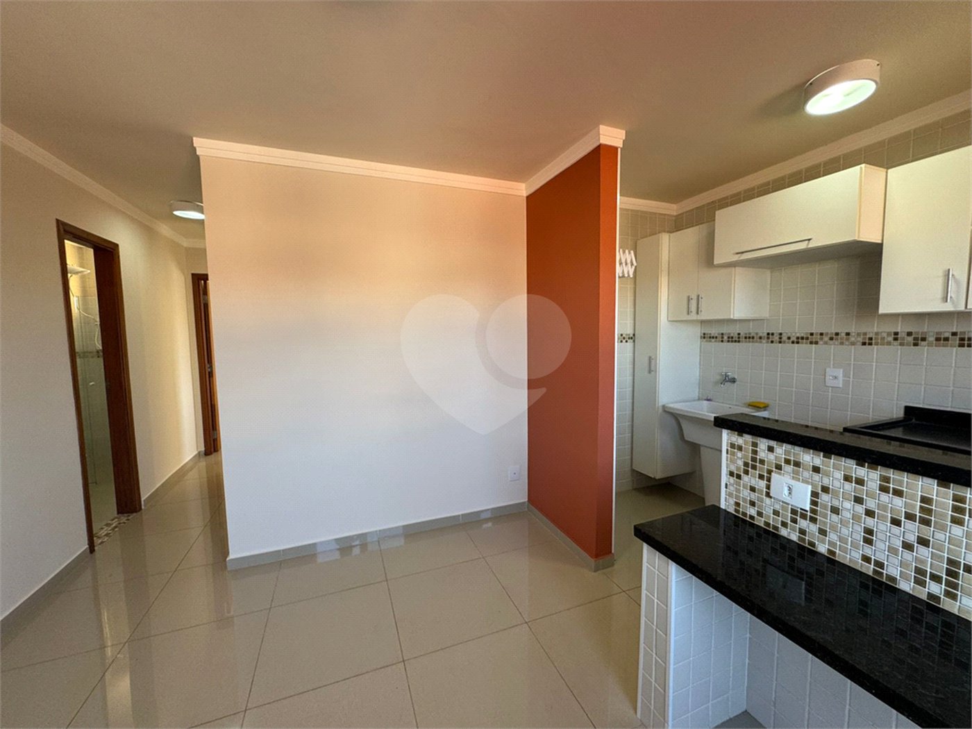 Apartamento á venda com 02 Dormitórios, em São Carlos.