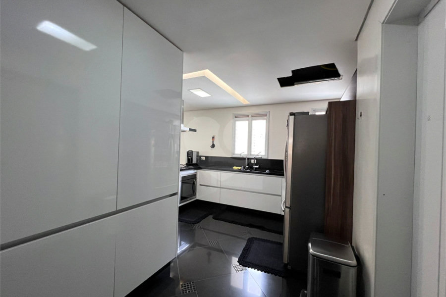 Apartamento à venda com 3 suítes em Santana, São Paulo, SP