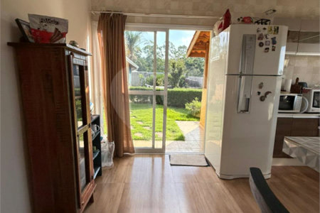 Casa à venda com 3 quartos, sendo 1 suíte, em Portão, Atibaia, SP