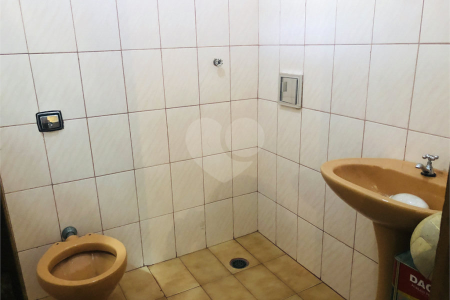 Sobrado à venda com 3 quartos, sendo 1 suíte, em Vila Romero, São Paulo, SP