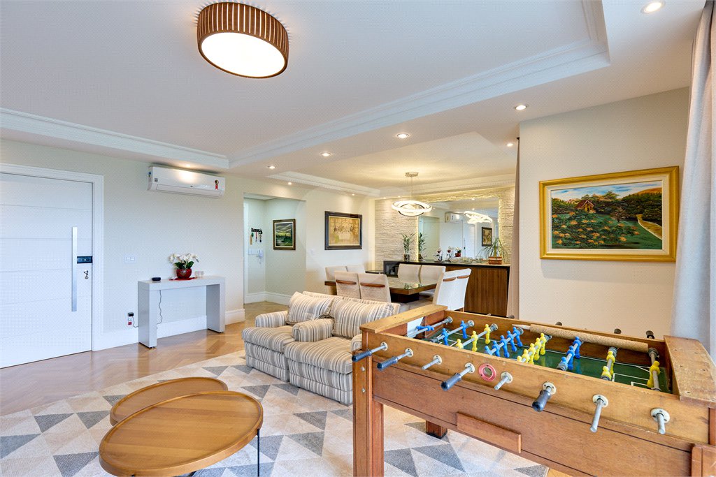 Apartamento à venda com 4 suítes em Jardim Marajoara, São Paulo, SP