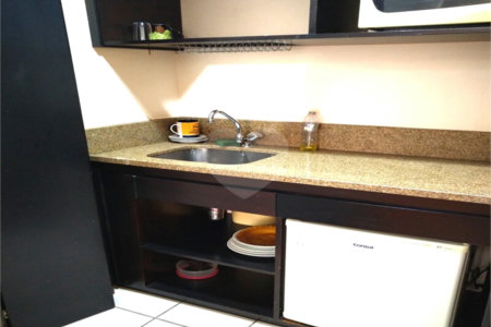 Flat à venda ou para alugar em Cerqueira César, São Paulo, SP