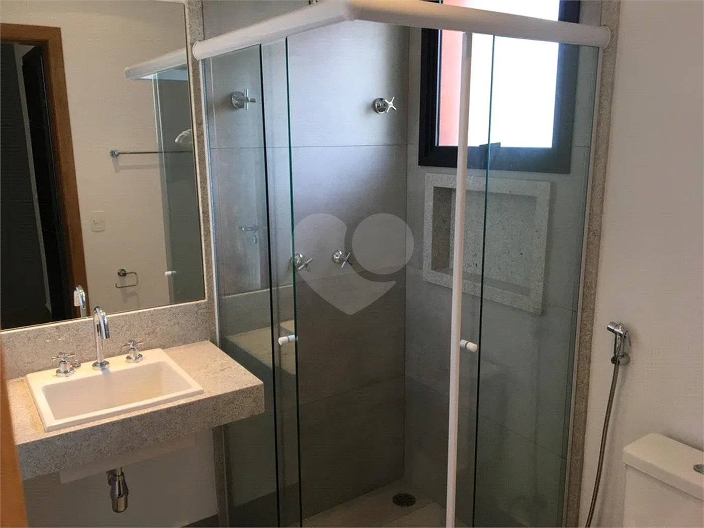 Casa, 3 dormitórios, 1 suíte, 2 vagas, para locação em Água Fria, em São Paulo