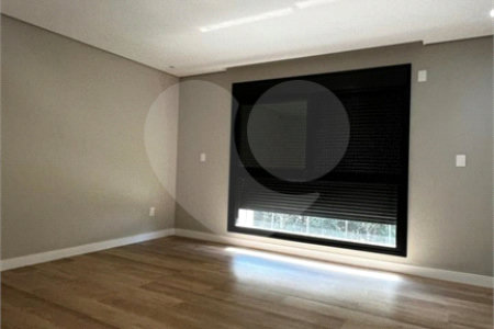 Casa à venda com 4 suítes no condomínio Bella Cittá Villagio I, Mogi das Cruzes - SP