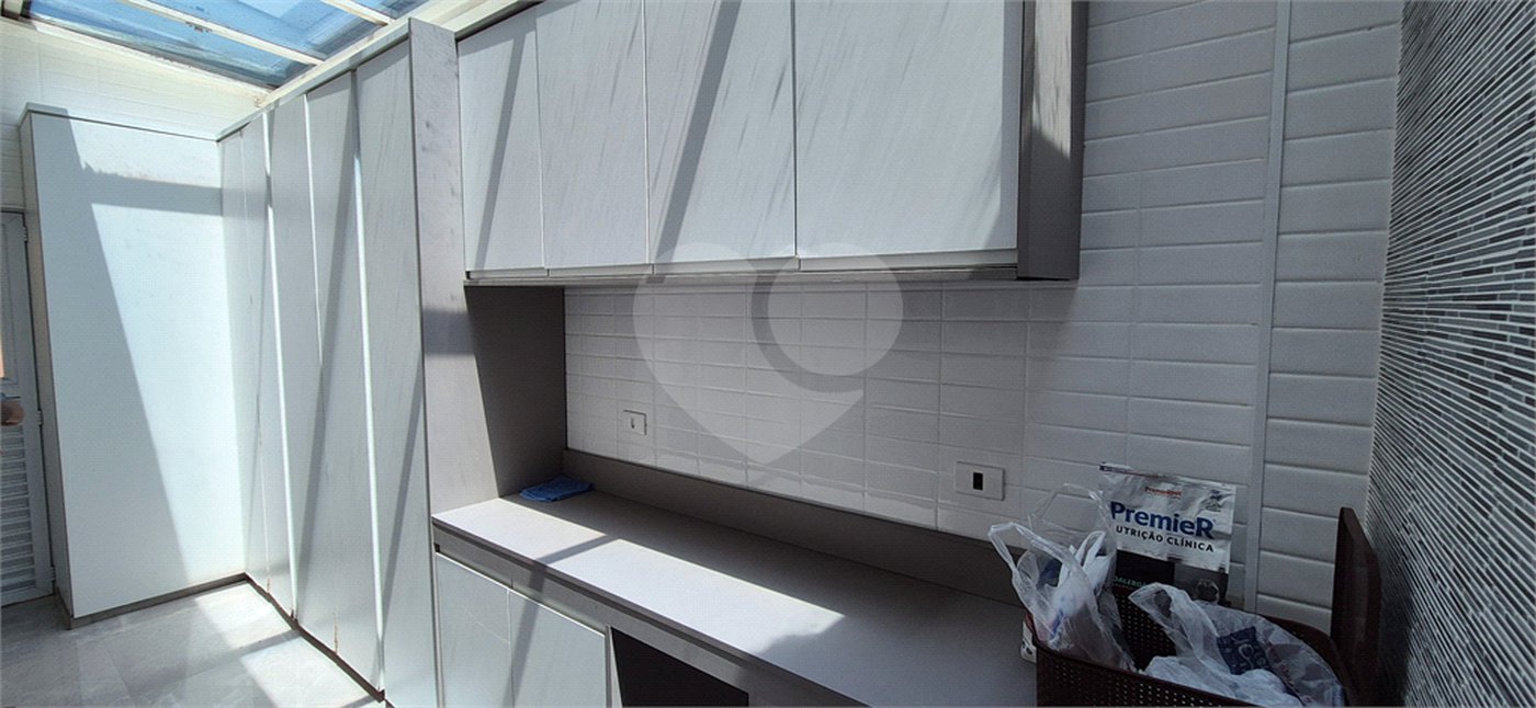 Casa à venda com 4 quartos, sendo 2 suítes,  no condomínio Aromaz, São Bernardo do Campo - SP