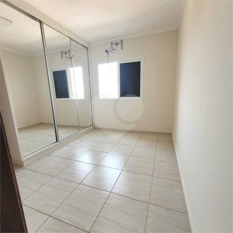 Apartamento à venda com 2 quartos, sendo 1 suíte, em Parque Residencial Quinta da Lagoa, Três Lagoas, MS