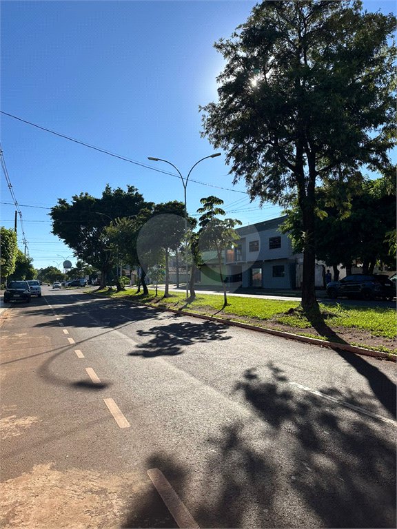 Sobrado à venda ou para alugar com 4 quartos, sendo 2 suítes, em Vila Lacíria, Ponta Porã, MS