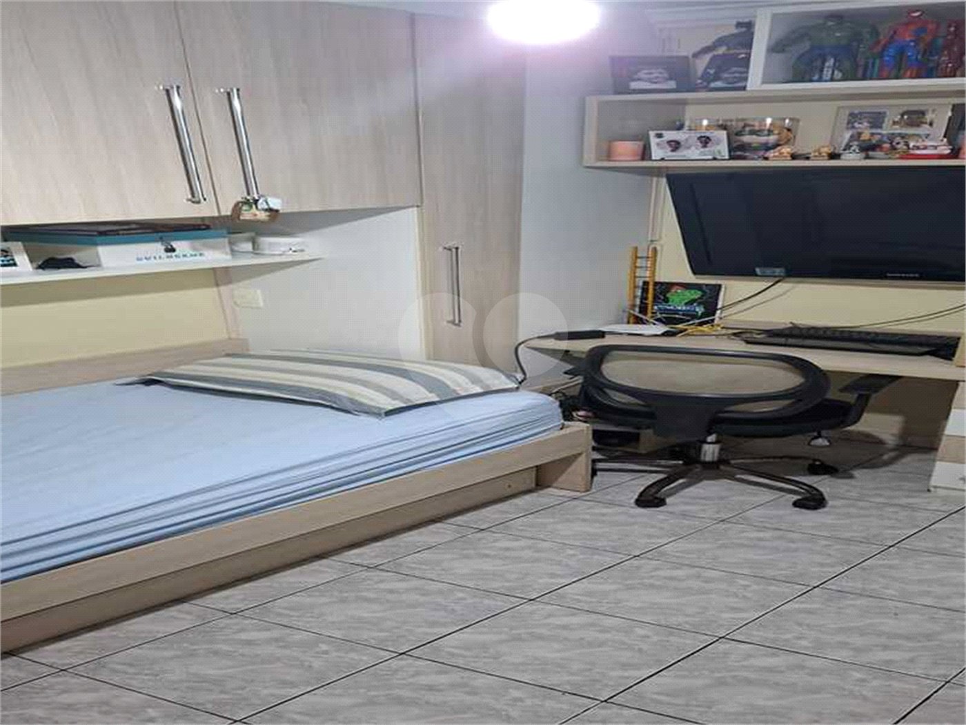 Sobrado à venda com 2 quartos, sendo 1 suíte, em Vila Nova Cachoeirinha, São Paulo, SP
