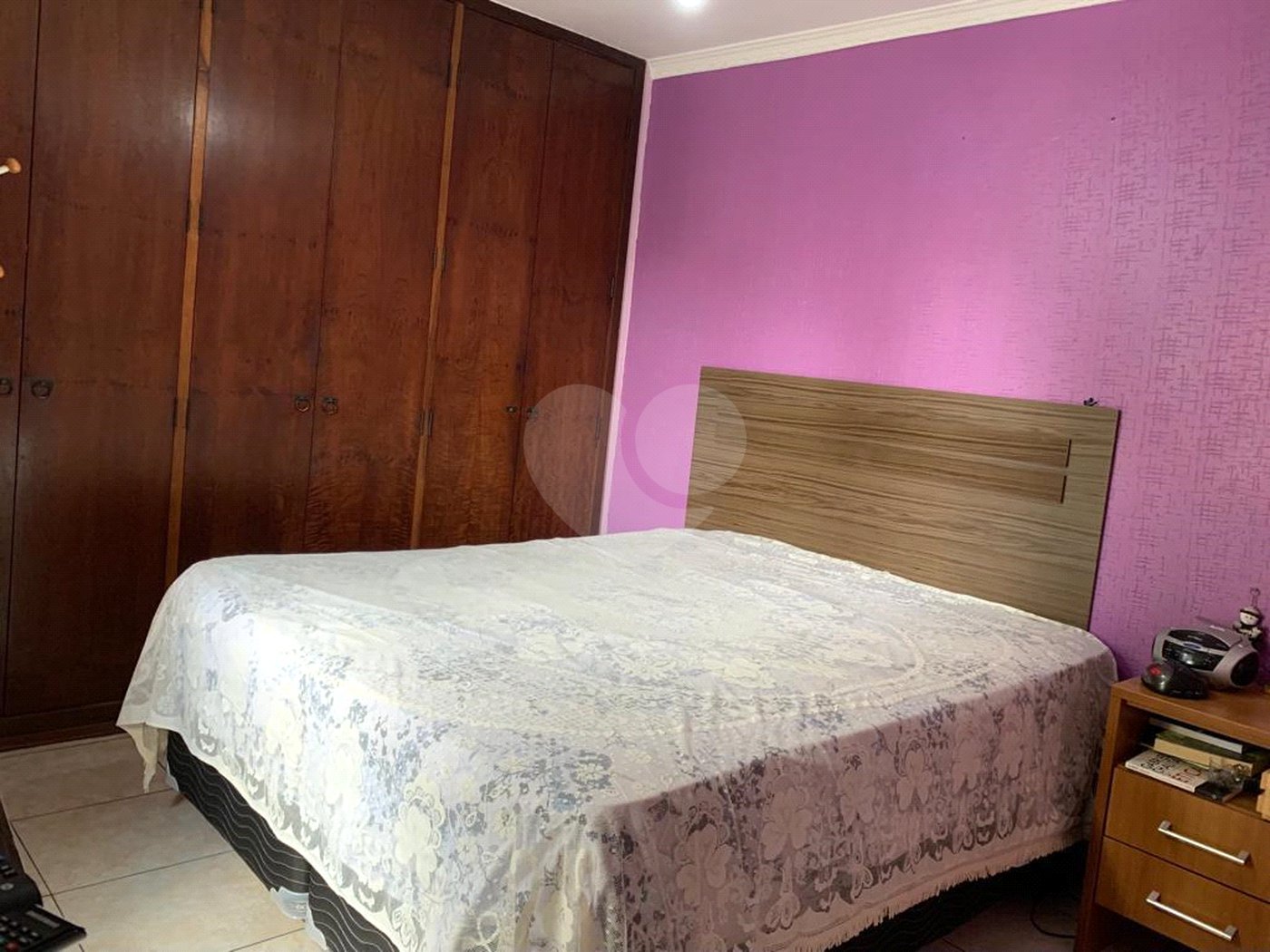 Casa à venda com 3 quartos, sendo 1 suíte,  em Bosque da Saúde, São Paulo, SP