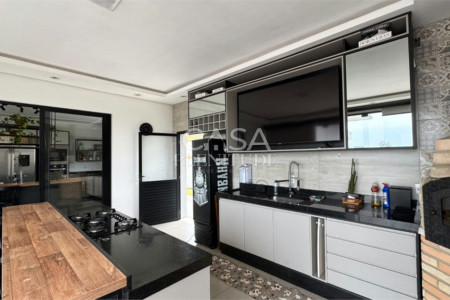 Casa em condomínio à venda ou para alugar com 5 quartos, sendo 3 suítes, no Centro, Piedade, SP