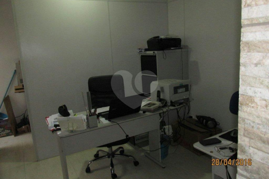 Sobrado à venda com 4 quartos, sendo 1 suíte,  em Vila Nova Cachoeirinha, São Paulo, SP