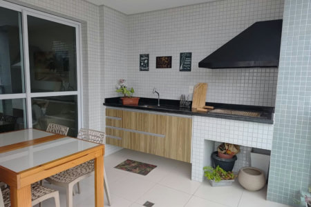 Apartamento com 2 dormitórios à venda, 76 m² por R$ 1.150.000,00 - Gonzaga - Santos/SP
