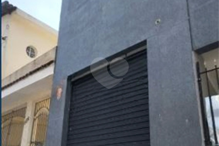Casa à venda com 3 quartos em Carandiru, São Paulo, SP