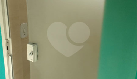 Casa à venda com 3 quartos, sendo 1 suíte,  no condomínio Moradas Lll, São Carlos - SP
