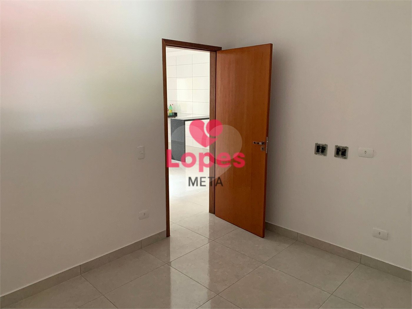 Casa à venda com 2 quartos, sendo 1 suíte, em Conjunto Residencial Dom Pedro Ii, São José dos Campos, SP