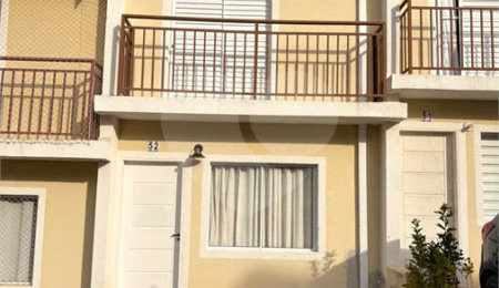 Casa à venda com 2 quartos no condomínio Residencial Ilha de Malta,255, Cotia - SP