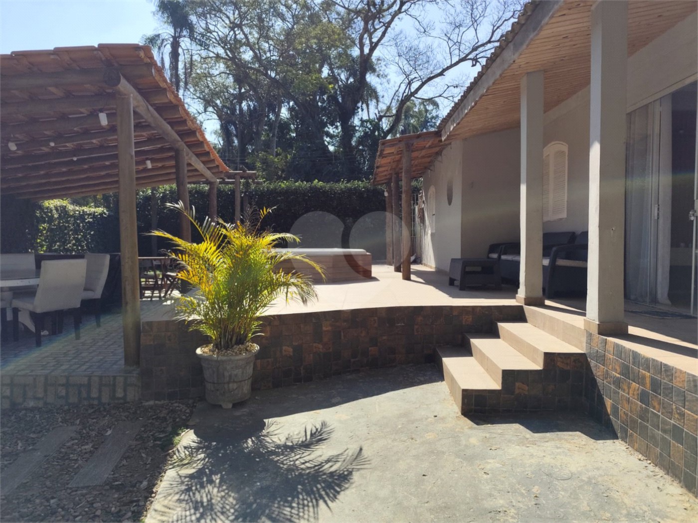 Casa à venda com 3 quartos, sendo 1 suíte, no condomínio Caconde, São Bernardo do Campo - SP