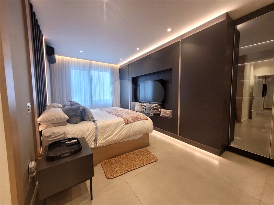 Apartamento à venda com 4 quartos, sendo 1 suíte,  em Ipanema, Rio de Janeiro, RJ