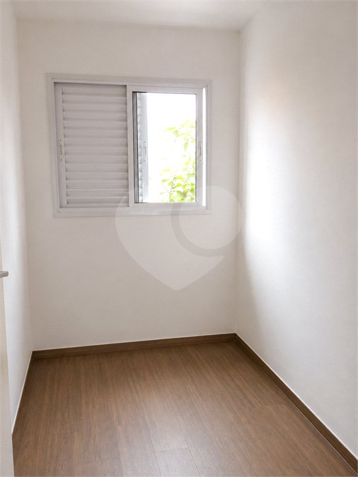 Sobrado à venda com 3 quartos, sendo 1 suíte,  em Vila Linda, Santo André, SP