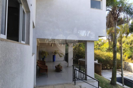 Casa à venda com 4 suítes em Marambaia, Vinhedo, SP