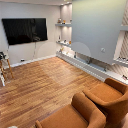 Apartamento à venda com 3 suítes em Vila Suzana, São Paulo, SP