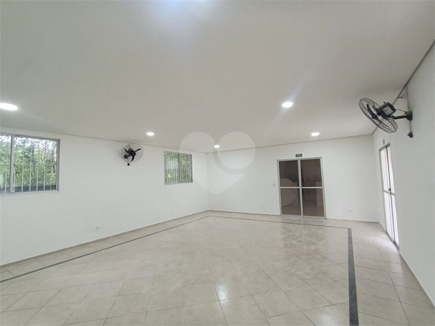 Apartamento à venda com 2 quartos, sendo 1 suíte,  em Parque Reserva Fazenda Imperial, Sorocaba, SP