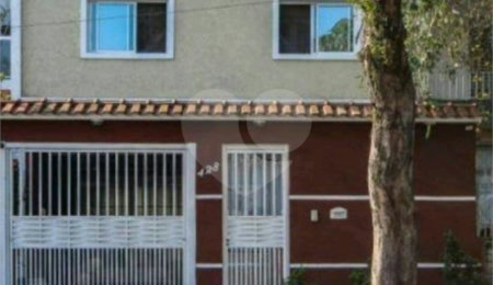 Casa à venda com 3 quartos em Lapa, São Paulo, SP