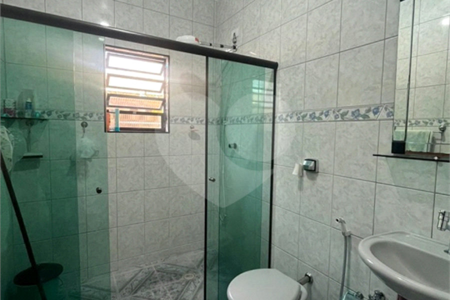 Casa à venda com 3 quartos em Campo Limpo, São Paulo, SP