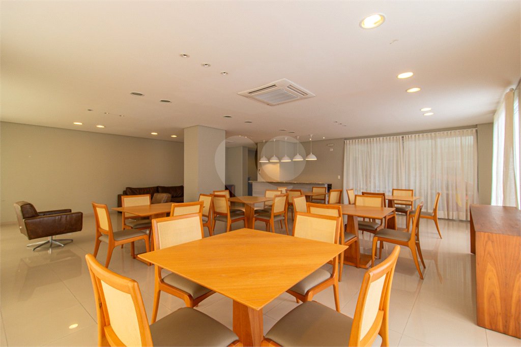 Apartamento à venda com 3 suítes em Chácara Santo Antônio, São Paulo, SP
