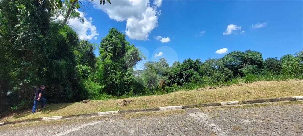 Terreno à venda no condomínio Parque Suiça, Caieiras - SP