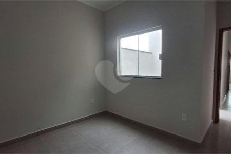 Casa de Vila à venda com 2 quartos em Jardim Santa Marta, Sorocaba, SP