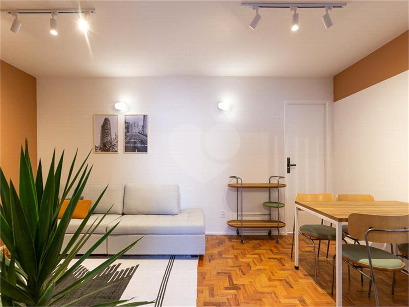 Apartamento à venda com 4 quartos, sendo 2 suítes, em Pinheiros, São Paulo, SP