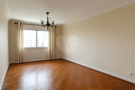 Apartamento à venda com 3 quartos, sendo 1 suíte,  em Alto da Lapa, São Paulo, SP