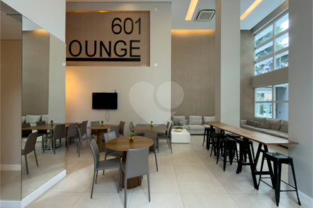 Apartamento à venda com 4 quartos, sendo 2 suítes, em Pinheiros, São Paulo, SP