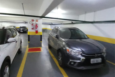 Apartamento à venda com 4 quartos, sendo 3 suítes, em Perdizes, São Paulo, SP