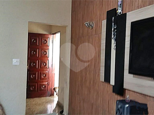 Sobrado à venda com 4 quartos, sendo 3 suítes,  em Vila Nova Cachoeirinha, São Paulo, SP