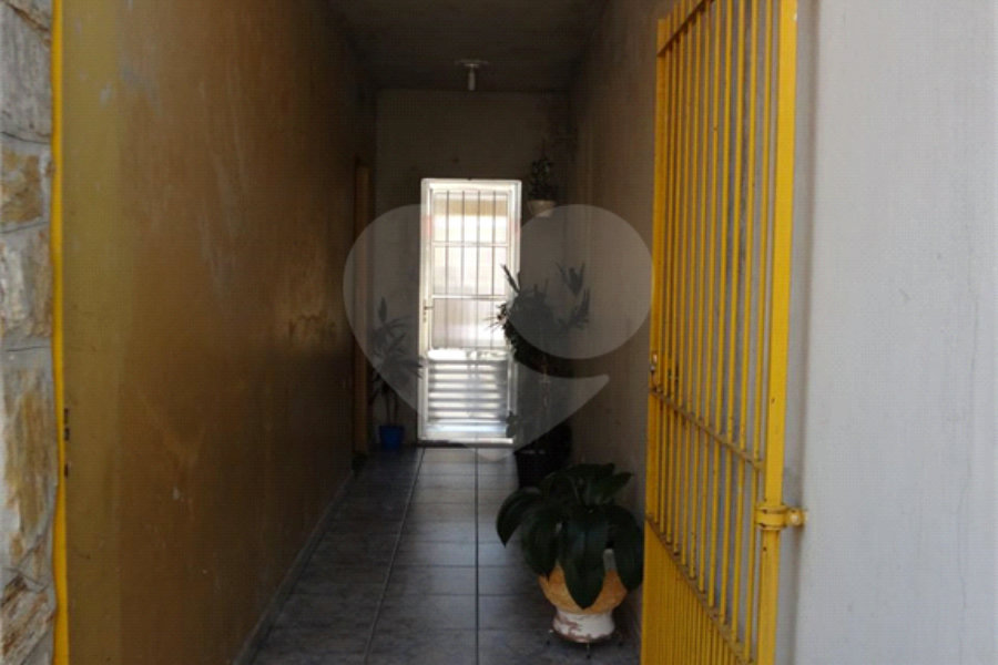 Sobrado à venda com 3 quartos, sendo 1 suíte,  em Horto, São Paulo, SP