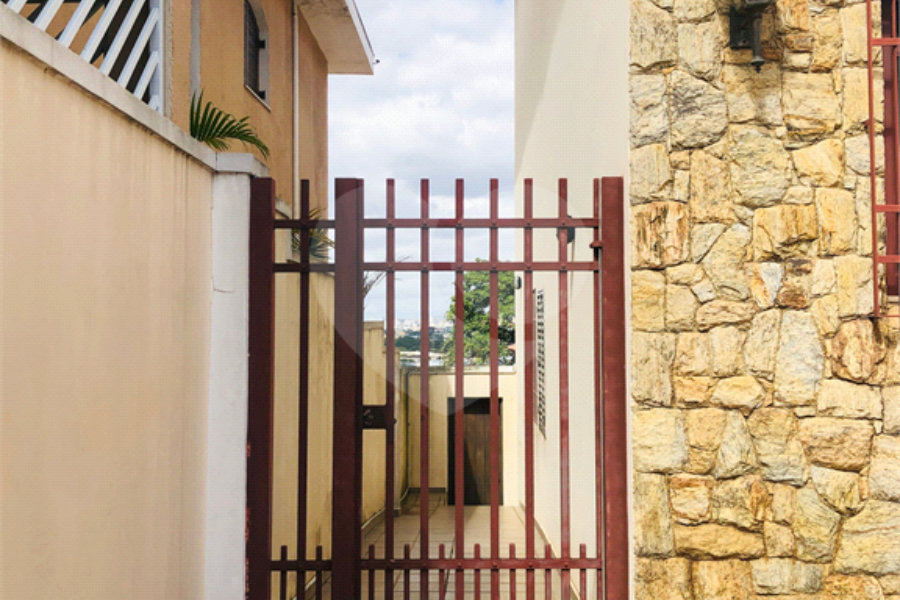 Sobrado à venda com 2 quartos em Santana, São Paulo, SP